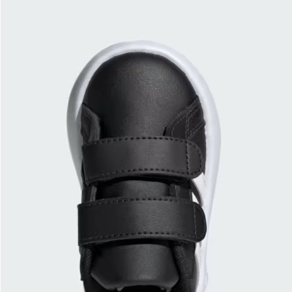 Boys Adidas court sneakers